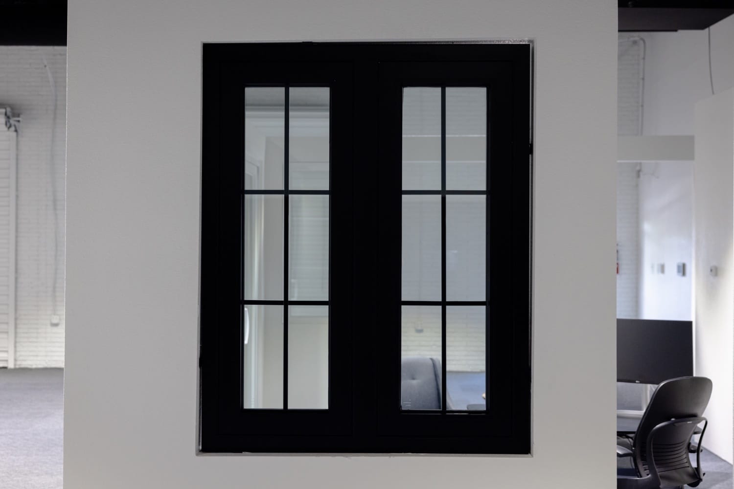 Slim Aluminum Casement Window - Slim Profile